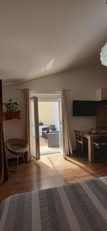 Alto Apartment